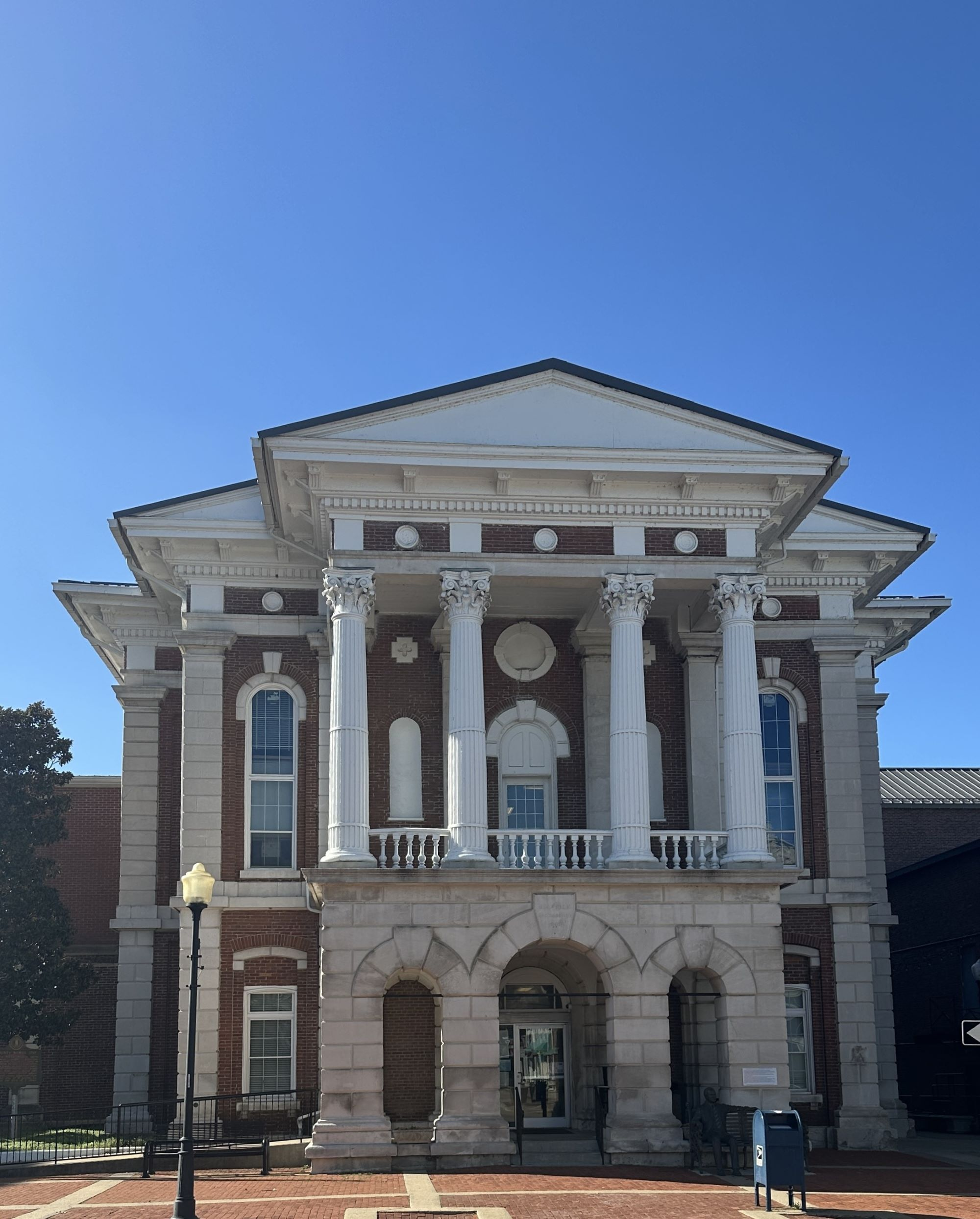 Christian County Courthouse in downtown Hopkinsville Kentucky